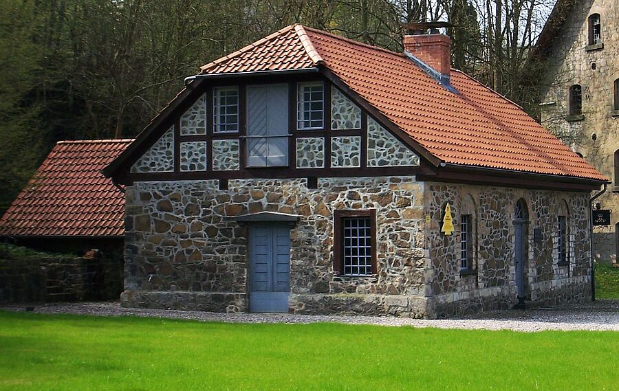 Suedharzer Eisenhuettenmuseum mit ehemaligem Backhaus - Außenansicht