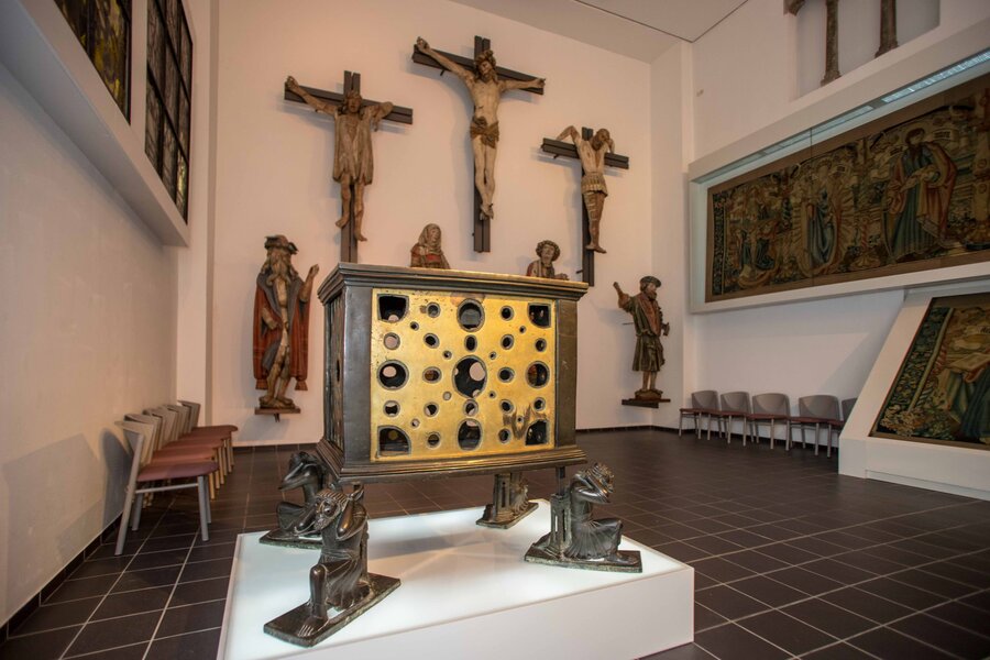 Krodo-Altar, Copyright: Stadt Goslar, Fotograf: Schenk Blick auf den Krodo-Altar